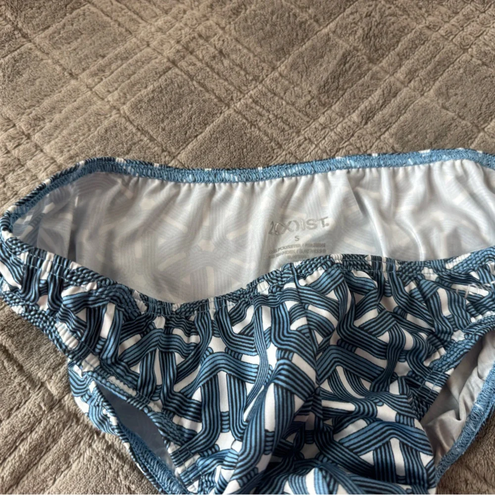 2xist sliq bikini size small bundle - Picture 2 of 5